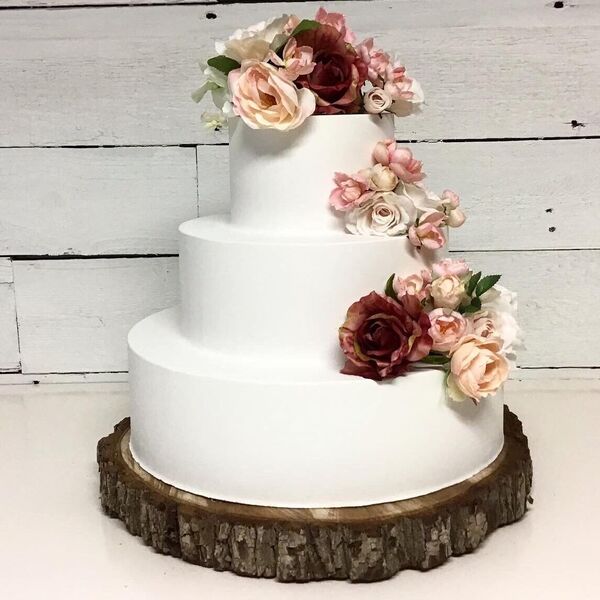 Tierra Caliente Wedding Cake